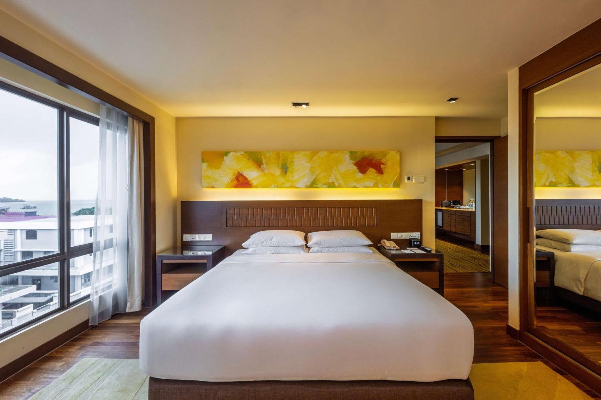 Hyatt Regency Kinabalu Otel Kota Kinabalu Dış mekan fotoğraf
