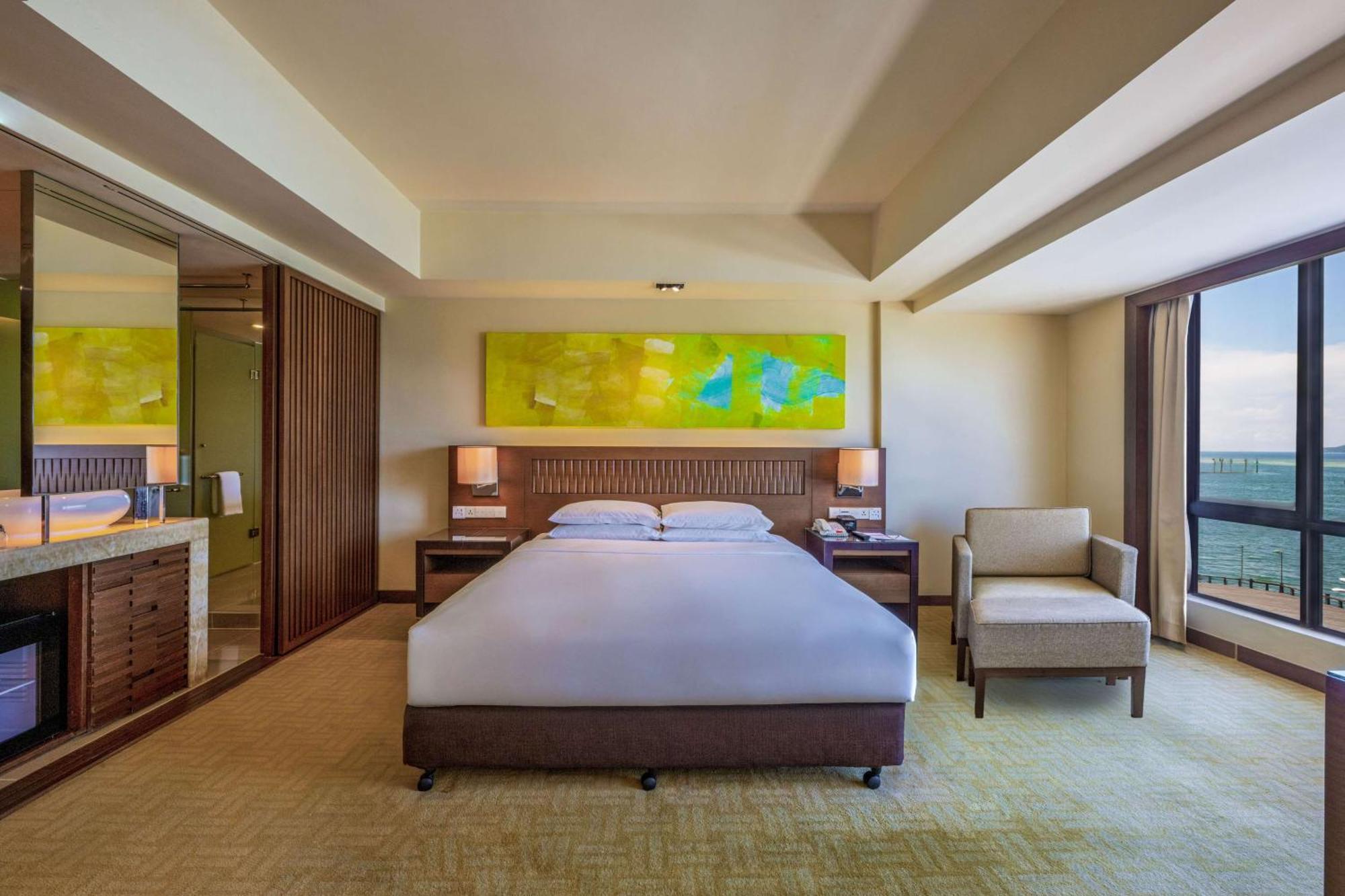 Hyatt Regency Kinabalu Otel Kota Kinabalu Dış mekan fotoğraf